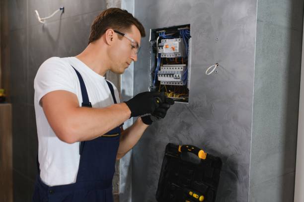 Best Commercial Electrician Services  in Ridgetop, TN